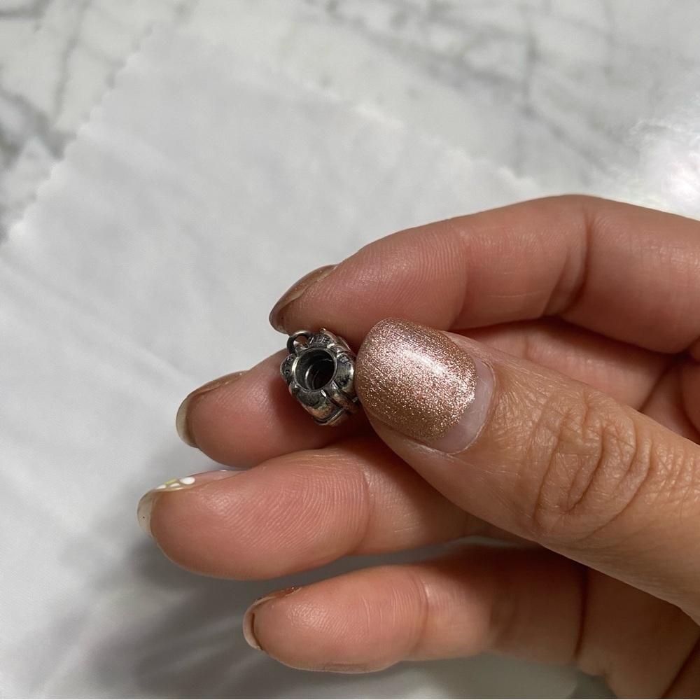 Pandora Charm for Bracelet "Gift Bag" - Picture 6 of 7